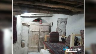 نمای اتاق سنتی اقامتگاه بوم گردی ننه آقا - خوانسار - روستای رحمت آباد